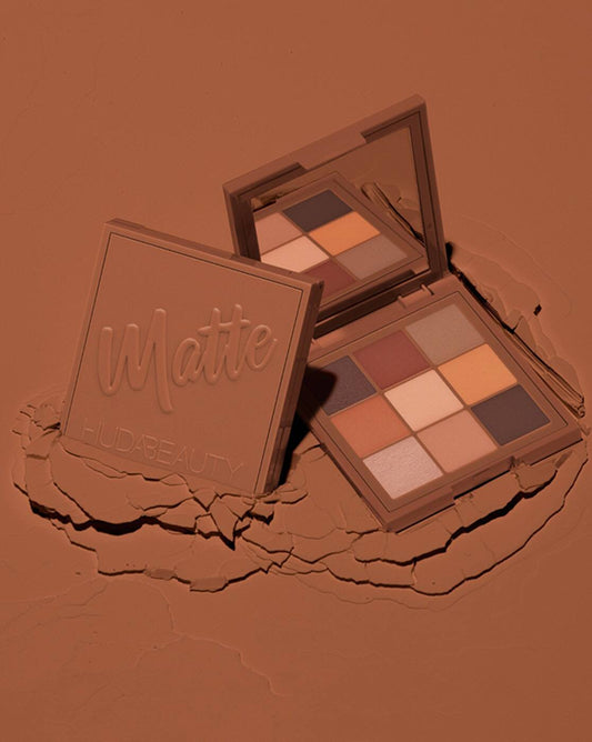 Huda Beauty Warm Matte Obsessions Eyeshadow Palette